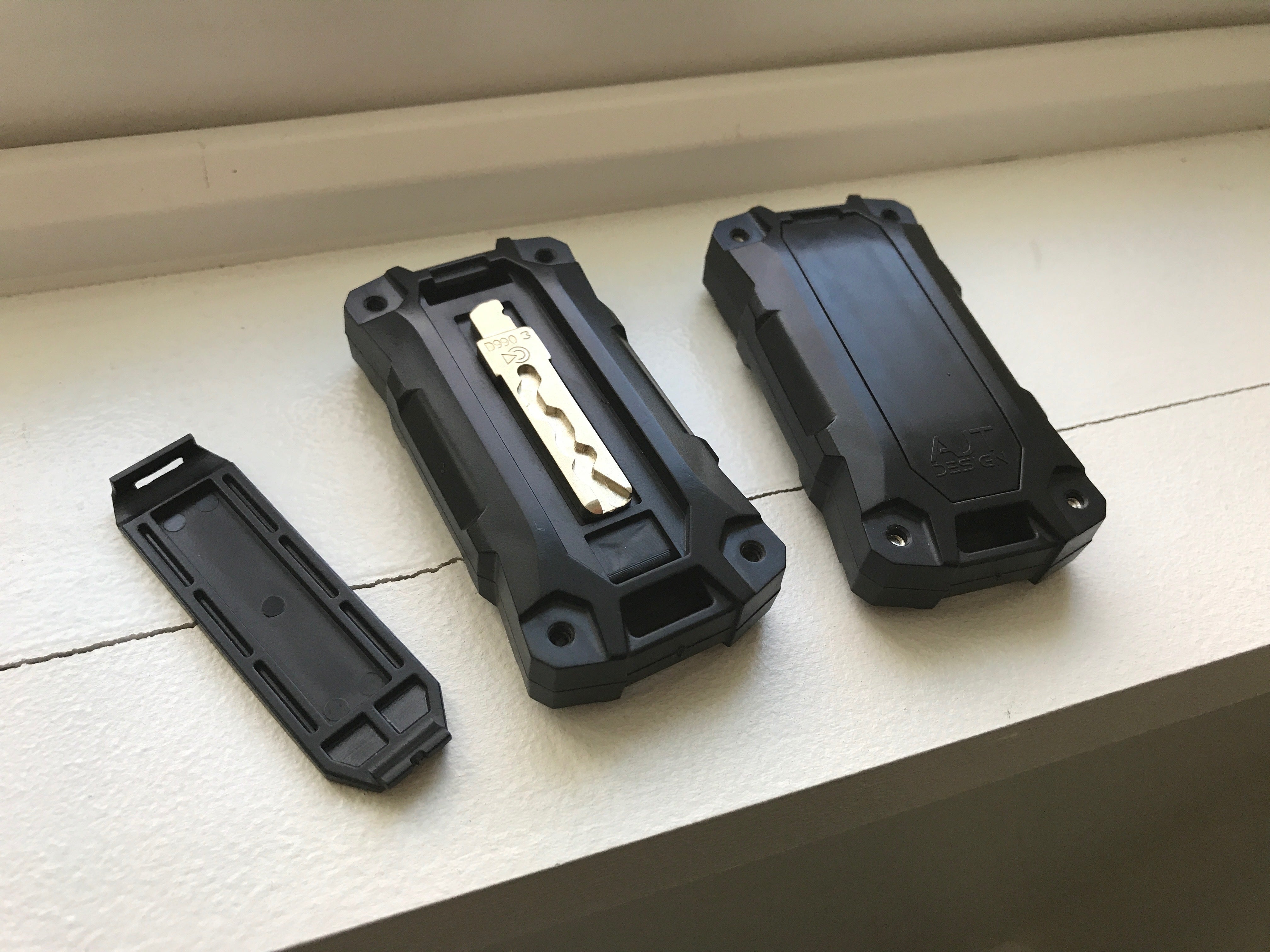 Goobi Sticker Gobi Injection Key Fob V2 for 2018+ Wrangler JL / Gladiator JT | StickerFab
