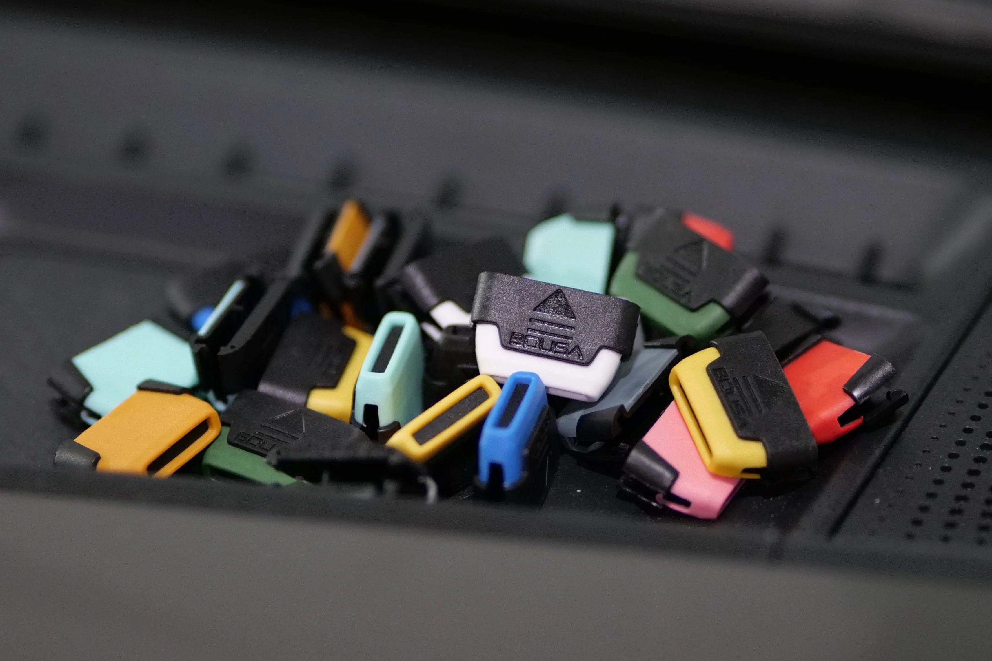 Tab Replacement Badlands Orange OEM Style Vent Clip/Tab Replacement Kit ...