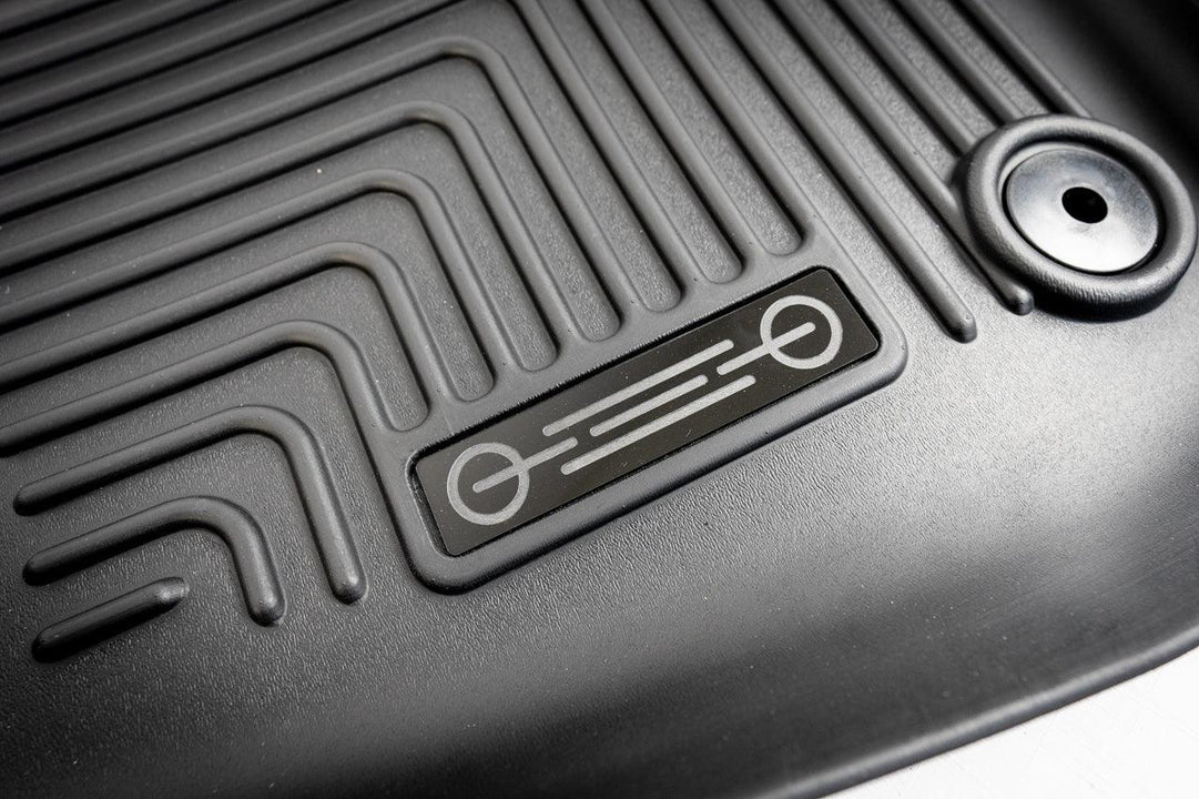 6th Gen Grille Husky Floor Mat Logo (Etched Acrylic) - 2021+ Bronco - StickerFab