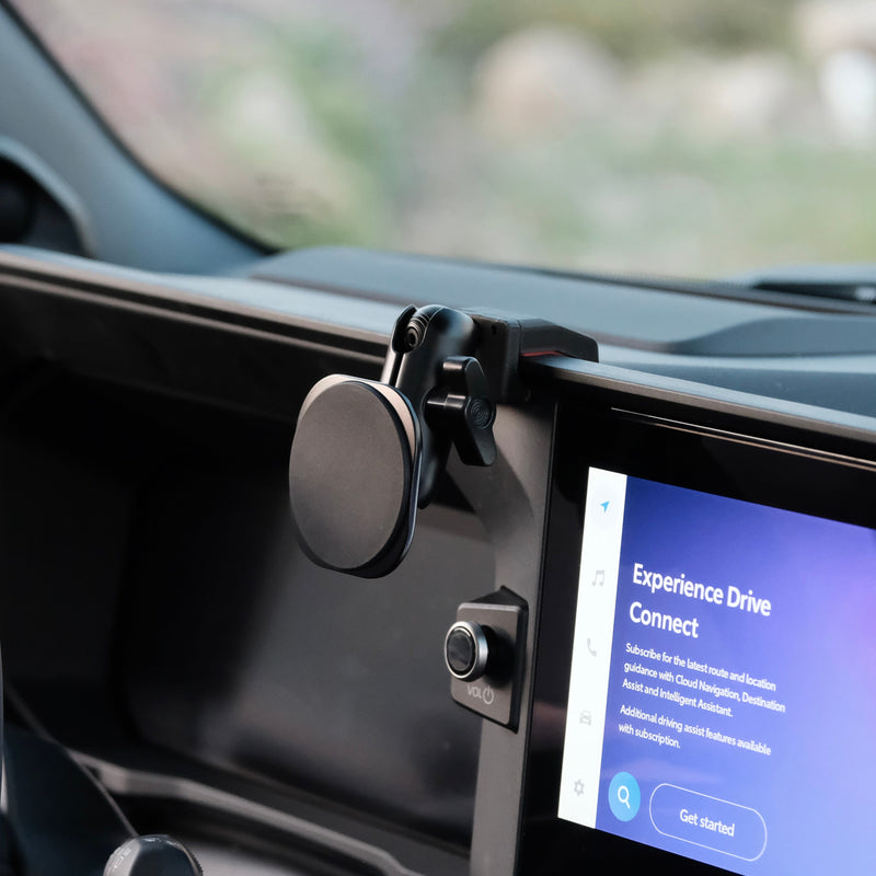 Offroam Magsafe Compatible Phone Mount - 2024+ Land Cruiser
