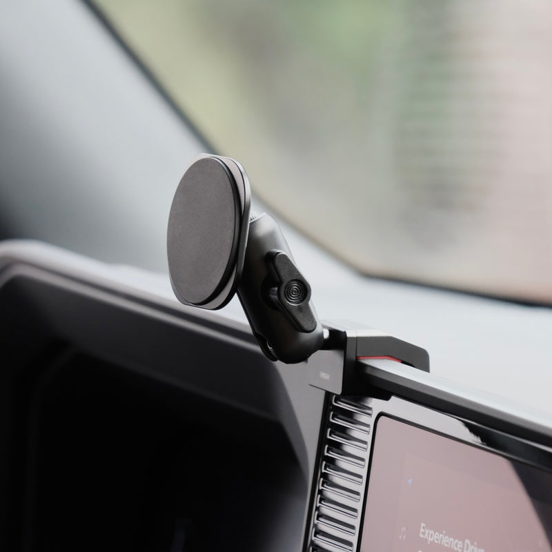 Offroam Magsafe Compatible Phone Mount - 2024+ Land Cruiser