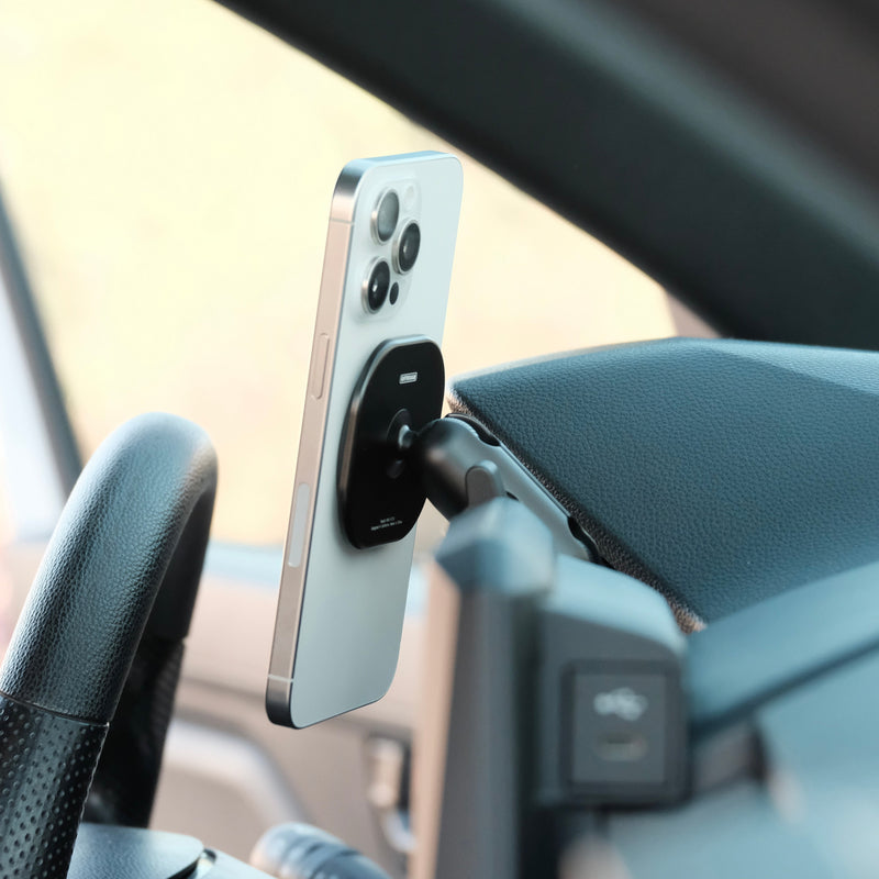 Offroam Magsafe Compatible Phone Mount - 2024+ Tacoma / 2025+ 4Runner