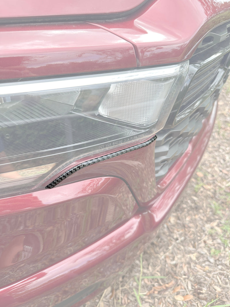 Domed Grille Side Line Accent Trim - 2025+ Ram 1500