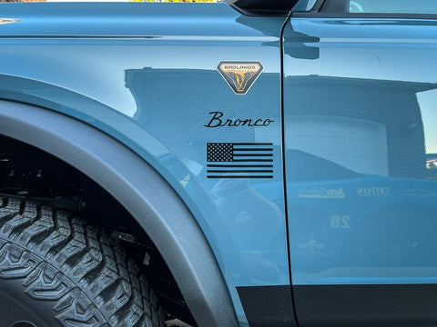 American Flag Fender Stickers - 2021+ Bronco / Bronco Sport / Jeep / Universal - StickerFab