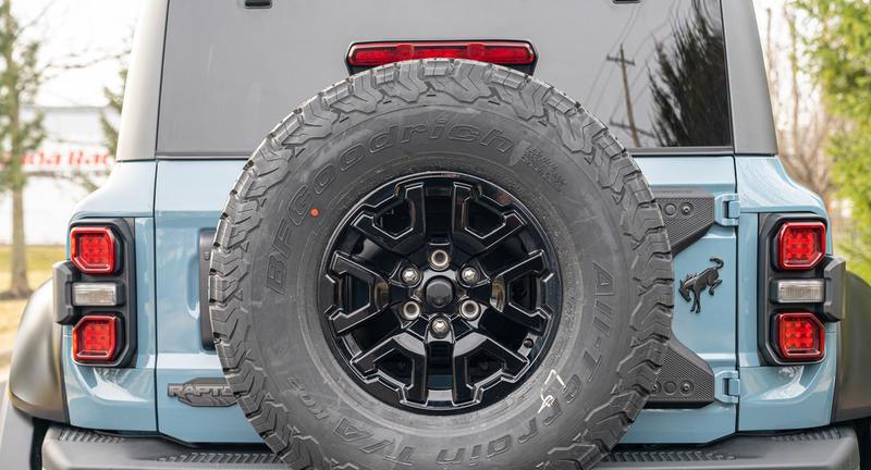Matte Zinc Alloy Bucking Tailgate Emblem – For Ford Bronco 2021-2023 (Self-Adhesive)