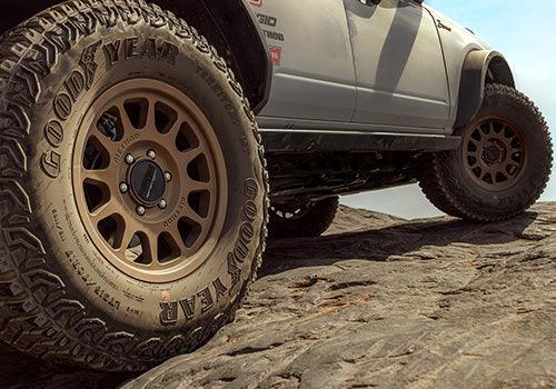 Bronze Raptor Rims Ford Racing 21-23 Bronco (Excl Bronco Raptor) 17x8.5 Method Bronze ...
