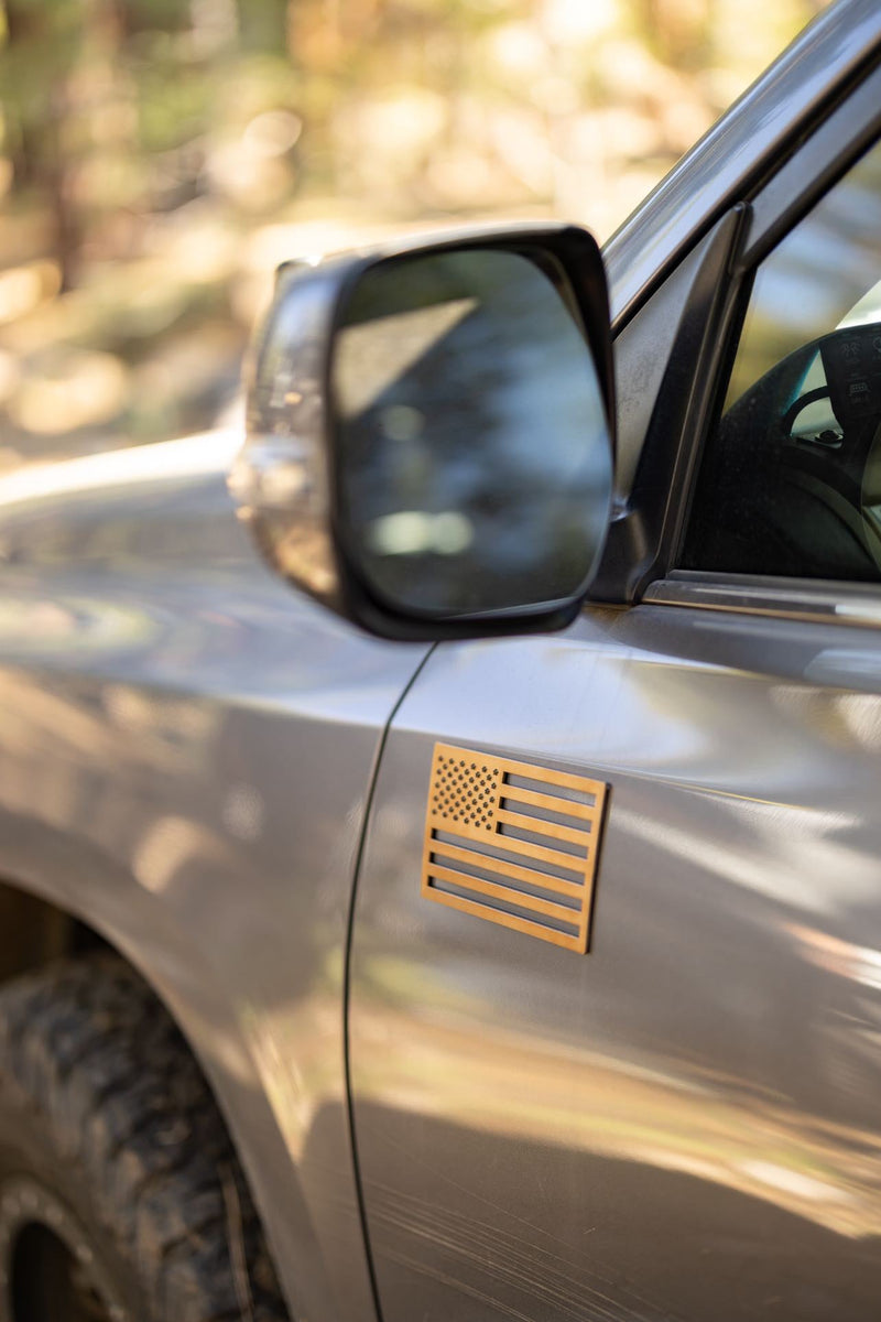 USA 3M Adhesive-Backed American Flag - Small (Two-Pack, Plastic) - Universal