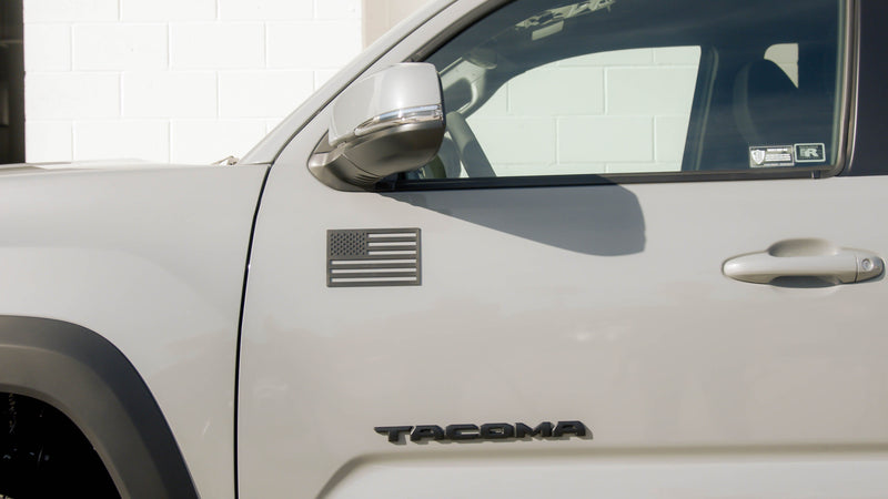 USA 3M Adhesive-Backed American Flag - Small (Two-Pack, Plastic) - Universal